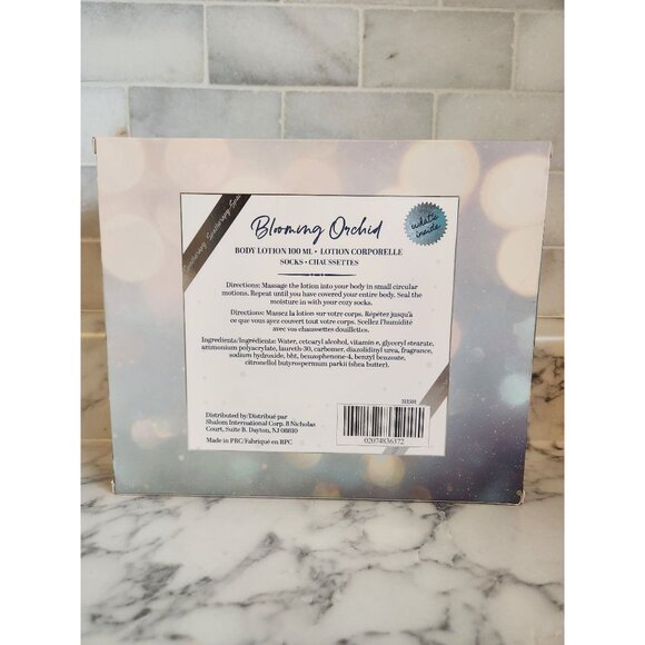 Spatherapy Blooming Orchid Plush Spa Set With Body Lotion & Socks - Picture 2 of 4